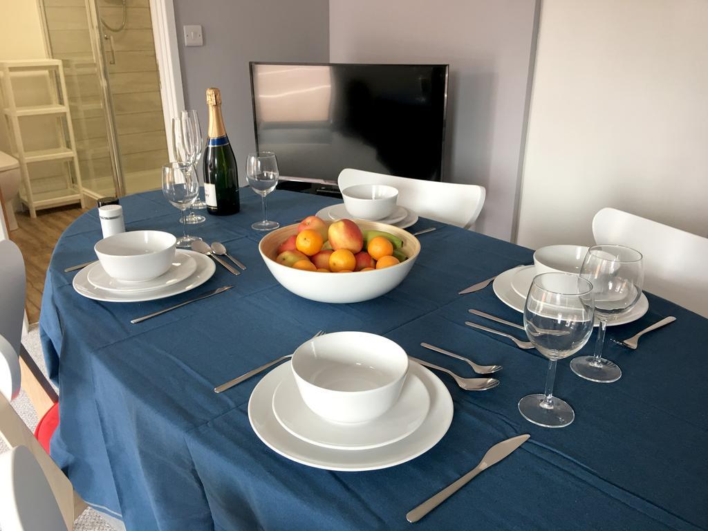Phoenix House Apartments Уолсолл Экстерьер фото