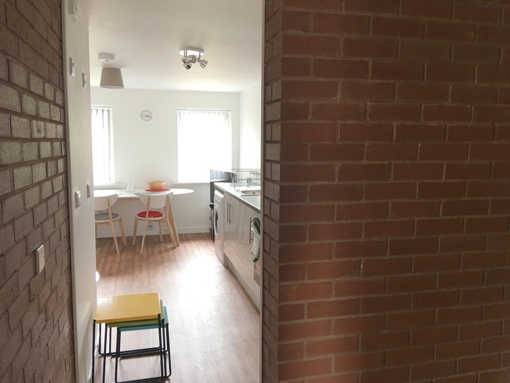 Phoenix House Apartments Уолсолл Экстерьер фото