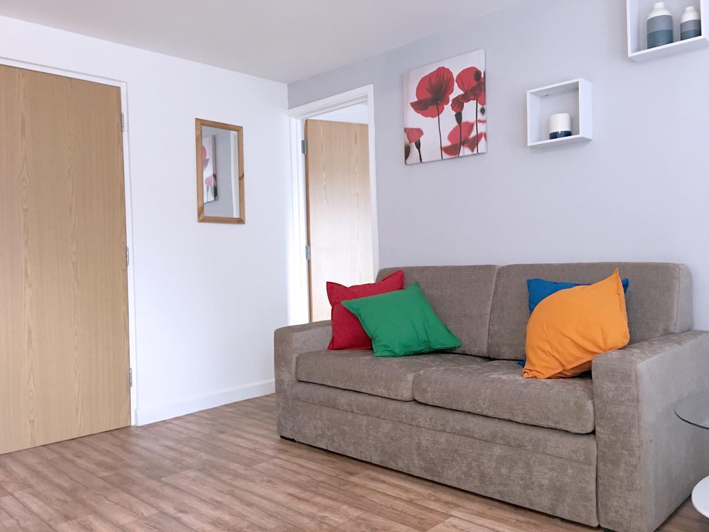 Phoenix House Apartments Уолсолл Экстерьер фото