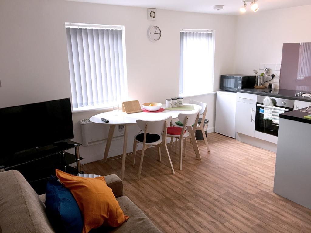 Phoenix House Apartments Уолсолл Экстерьер фото
