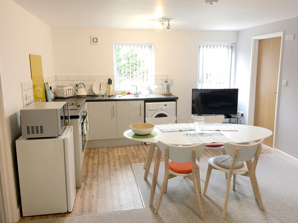 Phoenix House Apartments Уолсолл Экстерьер фото