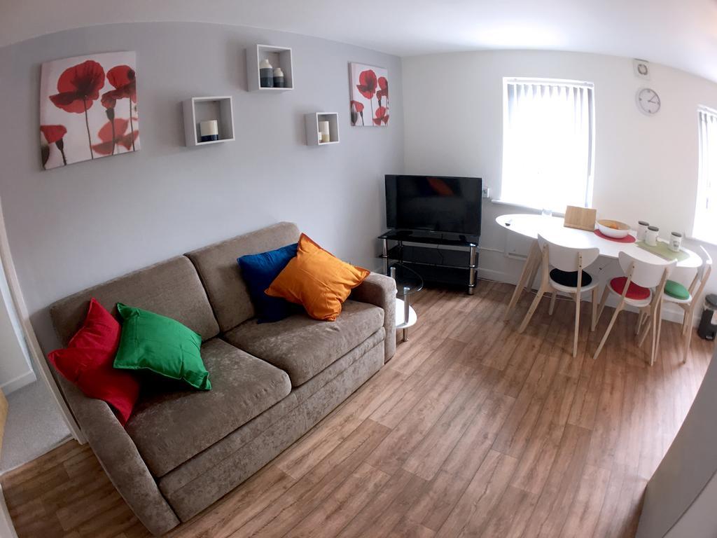 Phoenix House Apartments Уолсолл Экстерьер фото