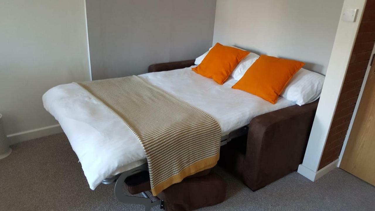 Phoenix House Apartments Уолсолл Экстерьер фото